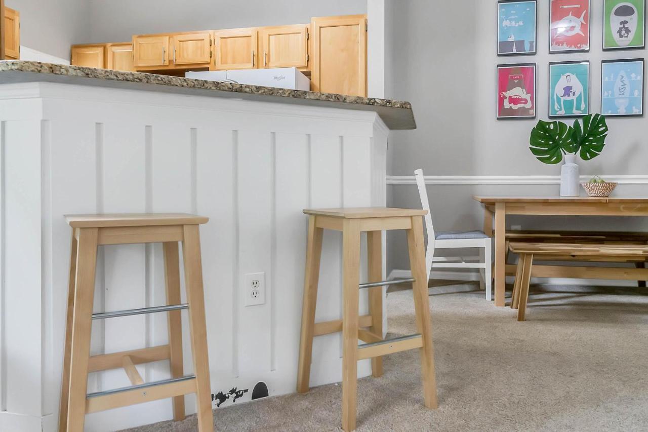 Appartement Cozy Only Miles From Community Pool And Jacuzzii