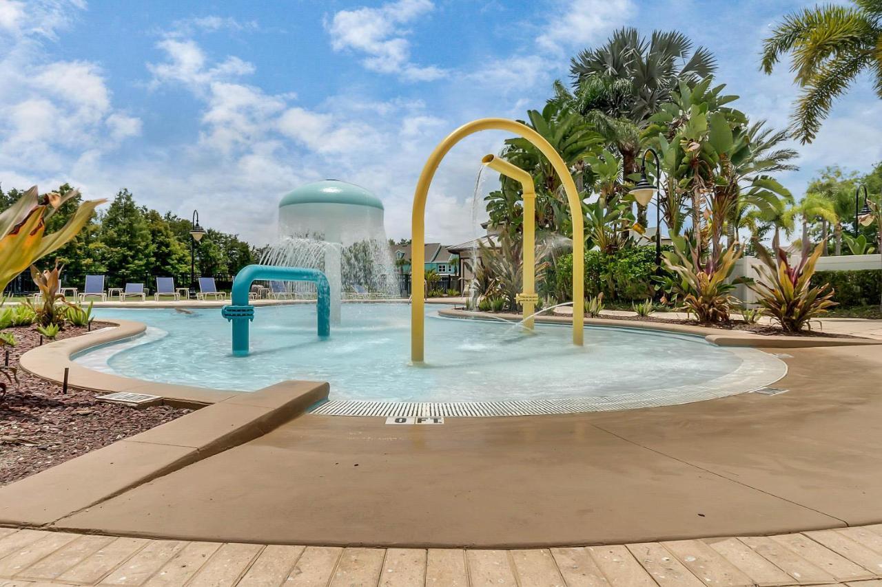 Cozy Only Miles From Community Pool And Jacuzzii *