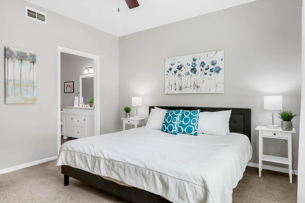 Apartamento Cozy Only Miles From Community Pool And Jacuzzii